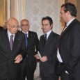 il sindaco di Napoli Luigi de Magistris  si è incontrato col presidente della Repubblica Giorgio Napolitano nella residenza di villa Rosebery, dove si trova in soggiorno privato il capo dello [&hellip;]